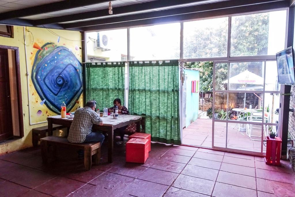 Hostel Costa Mosquito Posadas Esterno foto